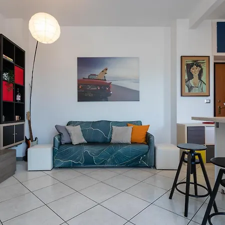 Modern With Balcony By Wonderful Italy 公寓 *