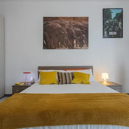 Apartment Modern With Balcony By Wonderful Italy *